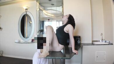 Frustrated housewife cheats on husband with raw deep throat