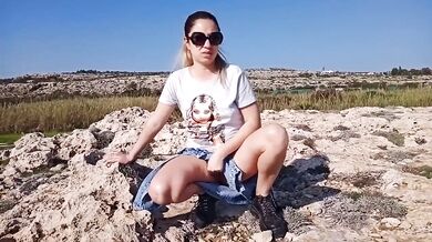 Beach slut masturbates in public screams cyprus italiana