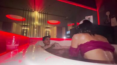 Colombian latina in jacuzzi gets stuffed rough and filthy