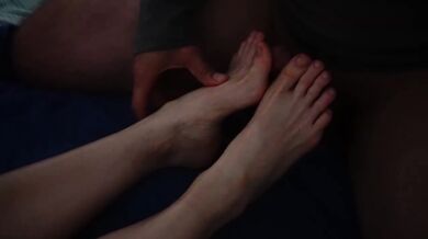 Oiled feet fuck ruined with thick cumshot