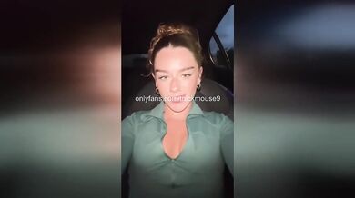 18yo Viral Pussy Slip During TikTok Live Squirted On Camera
