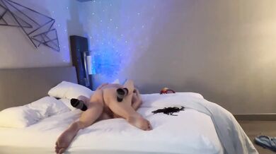 Pregnant blonde milf takes raw creampie deep inside