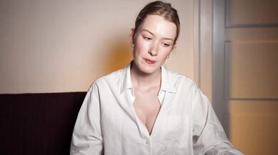 Secretary helps you in many ways ASMR backrooms tease