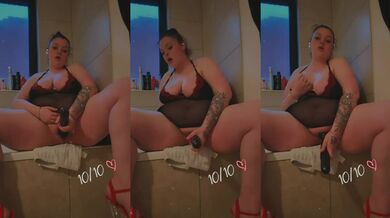 Brunette French beauty ruined by her vibrating toy in the bathroom