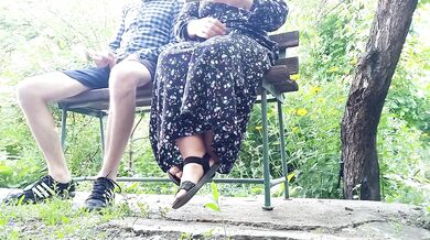 Milf public flashing makes BBW homemade cumshot outdoors