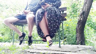 Milf public flashing makes BBW homemade cumshot outdoors