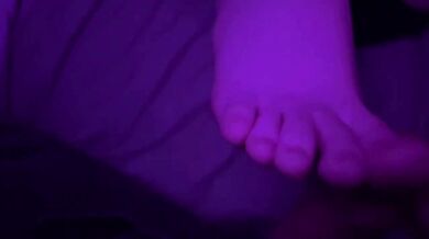 Accidentally walked in on neighbor while she played with her feet got me hard as fuck