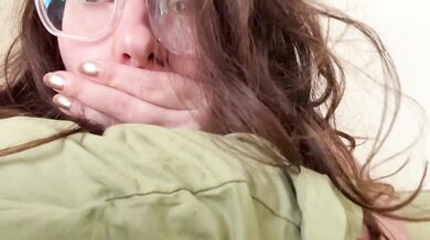Stepdad destroys her ass while she films herself screaming
