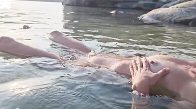 NUDIST BEACH MILF Gaping Pussy Pee Close Up