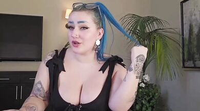 Boss destroys employee at work POV creampie blowjob