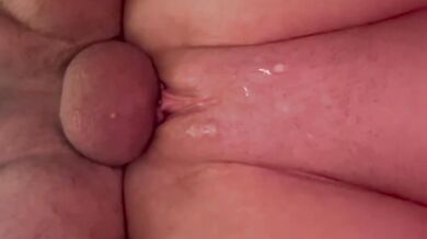 MILF pounded hard doggy style creamy cum pie simultaneous orgasm
