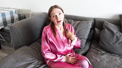 You caught her watching futanari MILF porn and found out she's a gilf