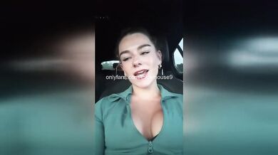 18yo virgin live stream pussy accident shocks the internet