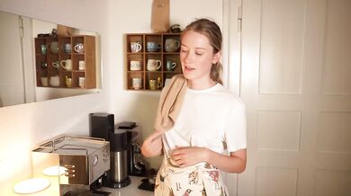 Barista’s creamy ASMR whispers make you cum hard while she flirts