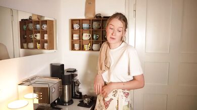Barista’s creamy ASMR whispers make you cum hard while she flirts