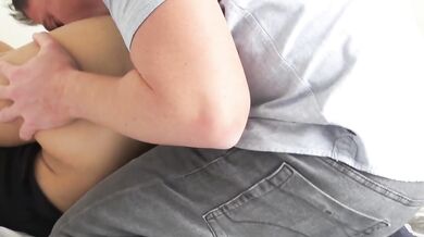 Amateur cunnilingus session destroyed her with sloppy tongue fucks