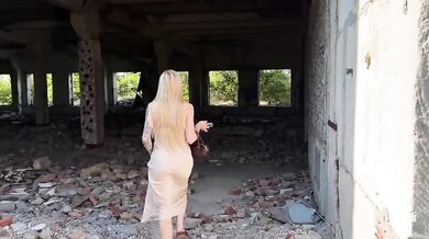 Blonde bitch destroyed in abandoned building public blowjob raw sloppy