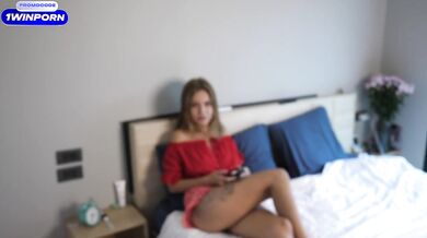 I jerked off and cum on my best friend's girlfriend. DIRTY TALK / JOI / COUNDOWN