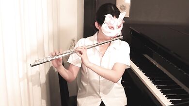 He’s a Pirate (Theme from Pirates of the Caribbean: The Curse of the Black Pearl) [Flute] / Squirting Office Lady