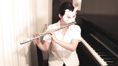 He’s a Pirate (Theme from Pirates of the Caribbean: The Curse of the Black Pearl) [Flute] / Squirting Office Lady