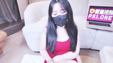 海风与秘密的交织·未被满足的爱！独守空闺的寂寞谁来懂～完整版关注fansly或糖心app，互动关注推特哦！