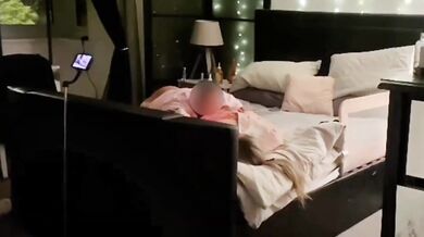 My friend watches her husband fuck me raw until I scream cumming