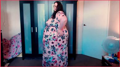 BBW SSBBW Struggles In Tight Dress With Or Without Panties