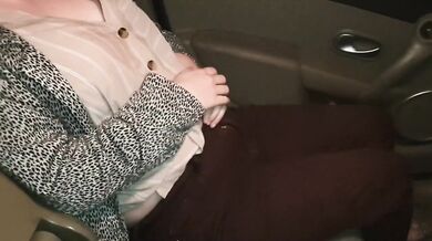 Desperate Girl Soaks Her Brown Jeans In The Car!