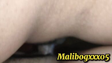 Pinay Gets Filled Raw While Watching Vlog Creampie Creamy Delight