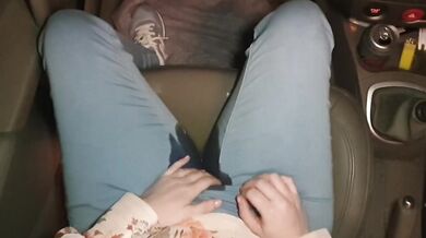 Piss-drenched car seat as desperate blonde squirts through jeans till soaked