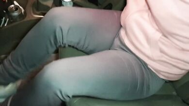 Blonde Brit gets soaked pissing yoga pants in car desperate texts