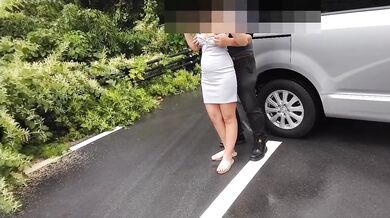 Summer skin raw exposed public fucking her big tits squirted