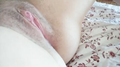 Japanese girl's dripping wet pussy squirt masturbation hardcore hentai