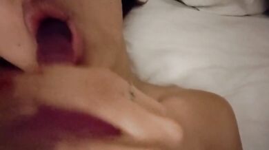 Asian girl destroys herself with a dildo until orgasm explodes
