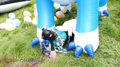Miss Maskerade In Latex Rubber Doll Gets Balloon Popped While Masturbating