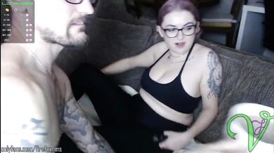 Vixen Leggings Footplay Squished Boobs Squeezed Chubby Milf Stomps