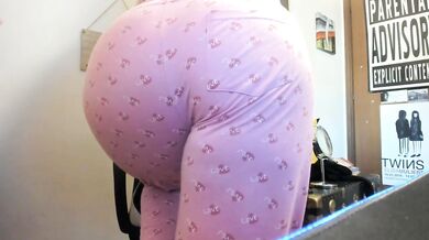 Tasty farts in pajamas British POV solo slut gets pounded