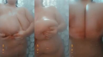 Milf with massive tits creamed in shower squirted