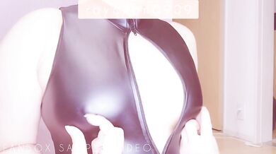 Would you like to play with your nipples Japanese amateur big nipples real orgasm