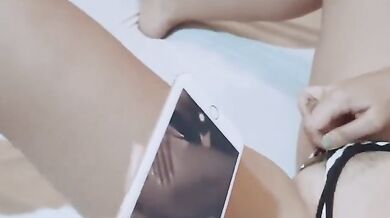 Pinay solo fingered raw orgasm while watching porn shaking gush