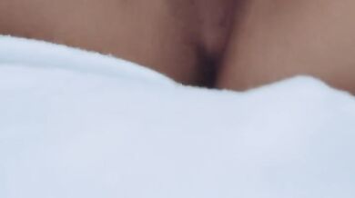 Pinay solo fingered raw orgasm while watching porn shaking gush