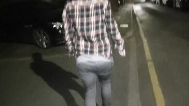 Alice’s sopping jeans ruined in public while she pisses again