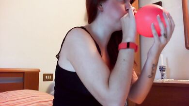 Nicoletta’s balloon ride to a gushing climax raw and exposed