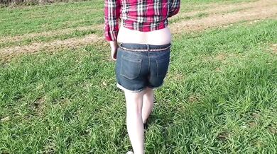 Kinky Alice Gets Destroyed In Public Piss Compilation Wet Pants Jeans Leak