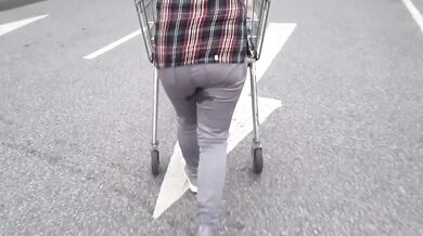 Kinky Alice Gets Destroyed In Public Piss Compilation Wet Pants Jeans Leak