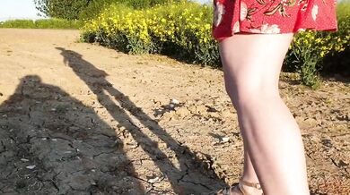 Blonde Brit squirts 3 times outdoors desperate golden rain fetish piss