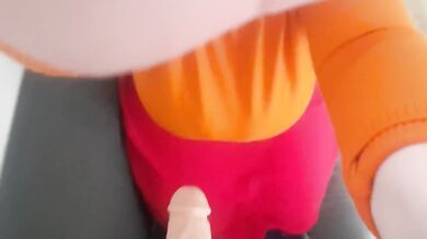 Big british slut gushes on fat squirting dildo alone
