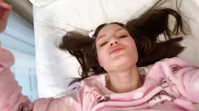 18yo Petite Teen Pussy Taking Big Cock Creampie Raw Reality Fuck