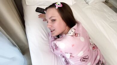 18yo Petite Teen Pussy Taking Big Cock Creampie Raw Reality Fuck