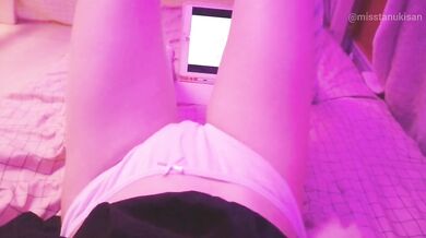 Kawaii girl drips squirts while watching lesbian hentai then pisses herself raw